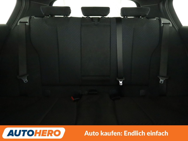 BMW 140 M140i xDrive Special Edition Aut.*NAVI*LED*CAM* — photo 15