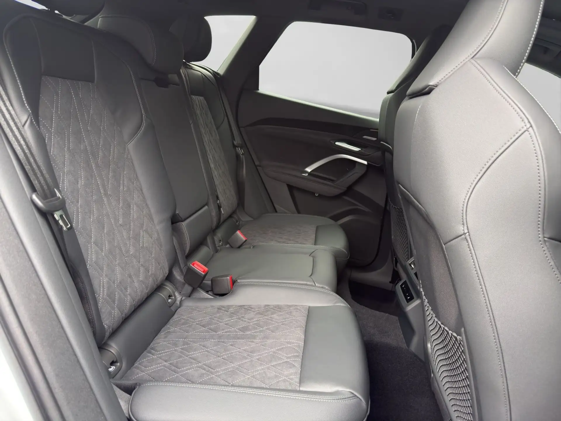 아우디 Audi Q5 Q5 2026 흰색 사진 6