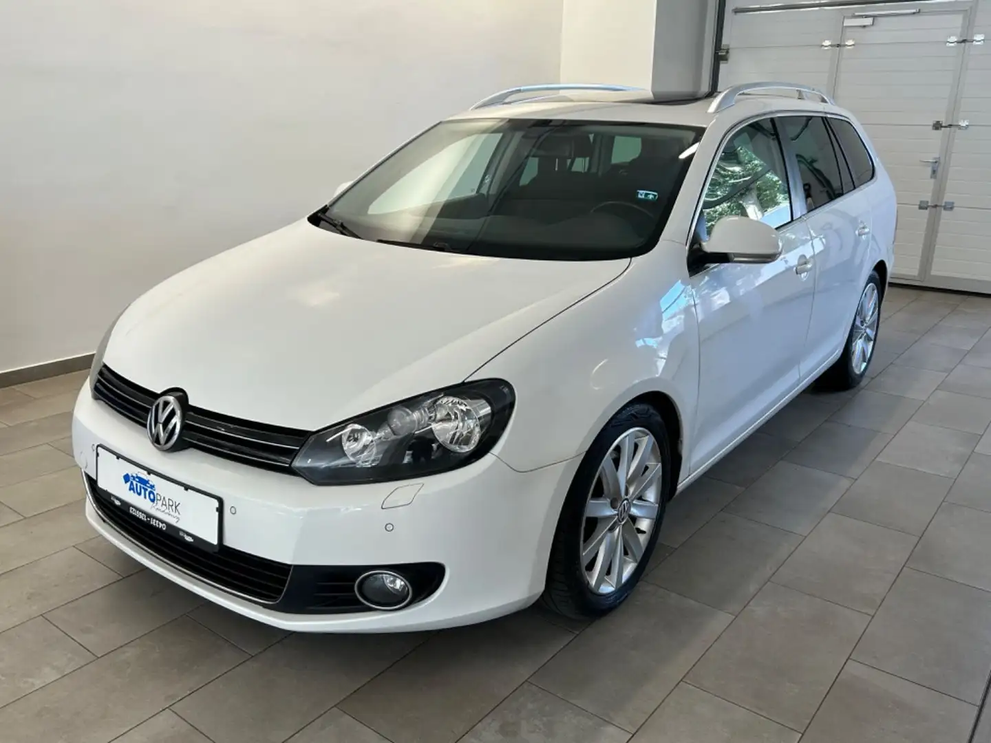 Volkswagen Golf VI Variant 2.0 TDI Highline *Automatik* Weiß - 1