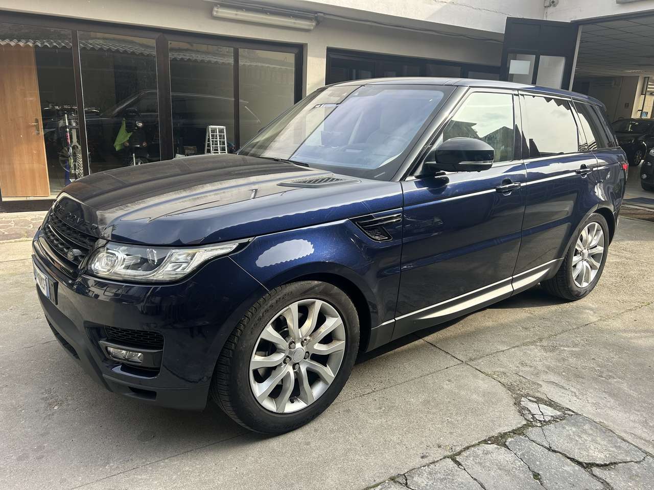 Land Rover Range Rover Sport 3.0 tdV6 HSE auto