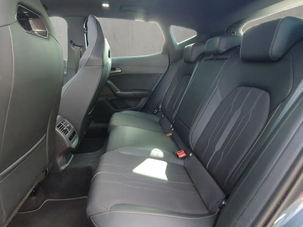 Cupra Formentor 1,5 TSI AHK 360°-Kamera Anhängerkuppl, миниатюра 14
