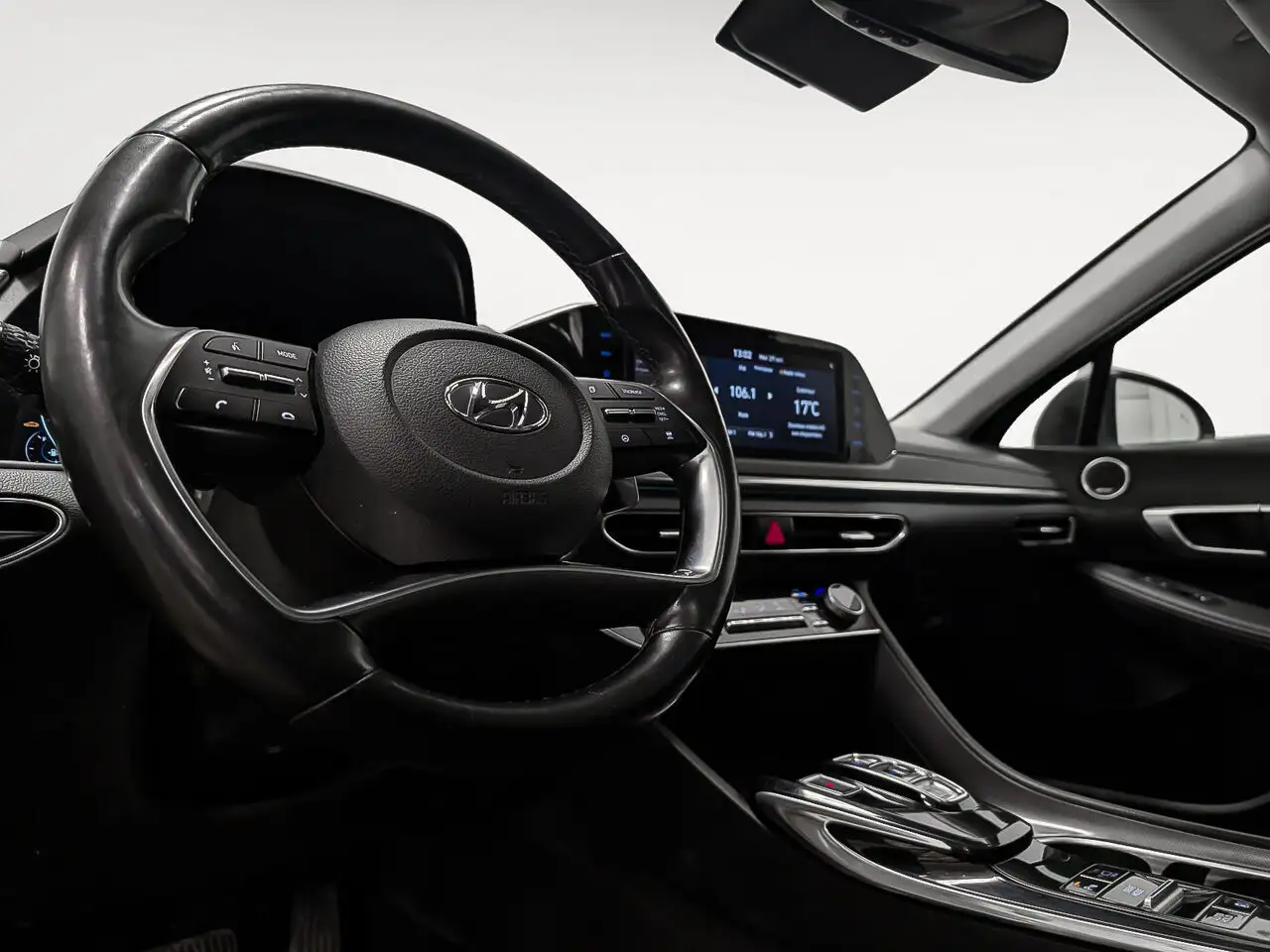 Hyundai SONATA снимка Hyundai SONATA