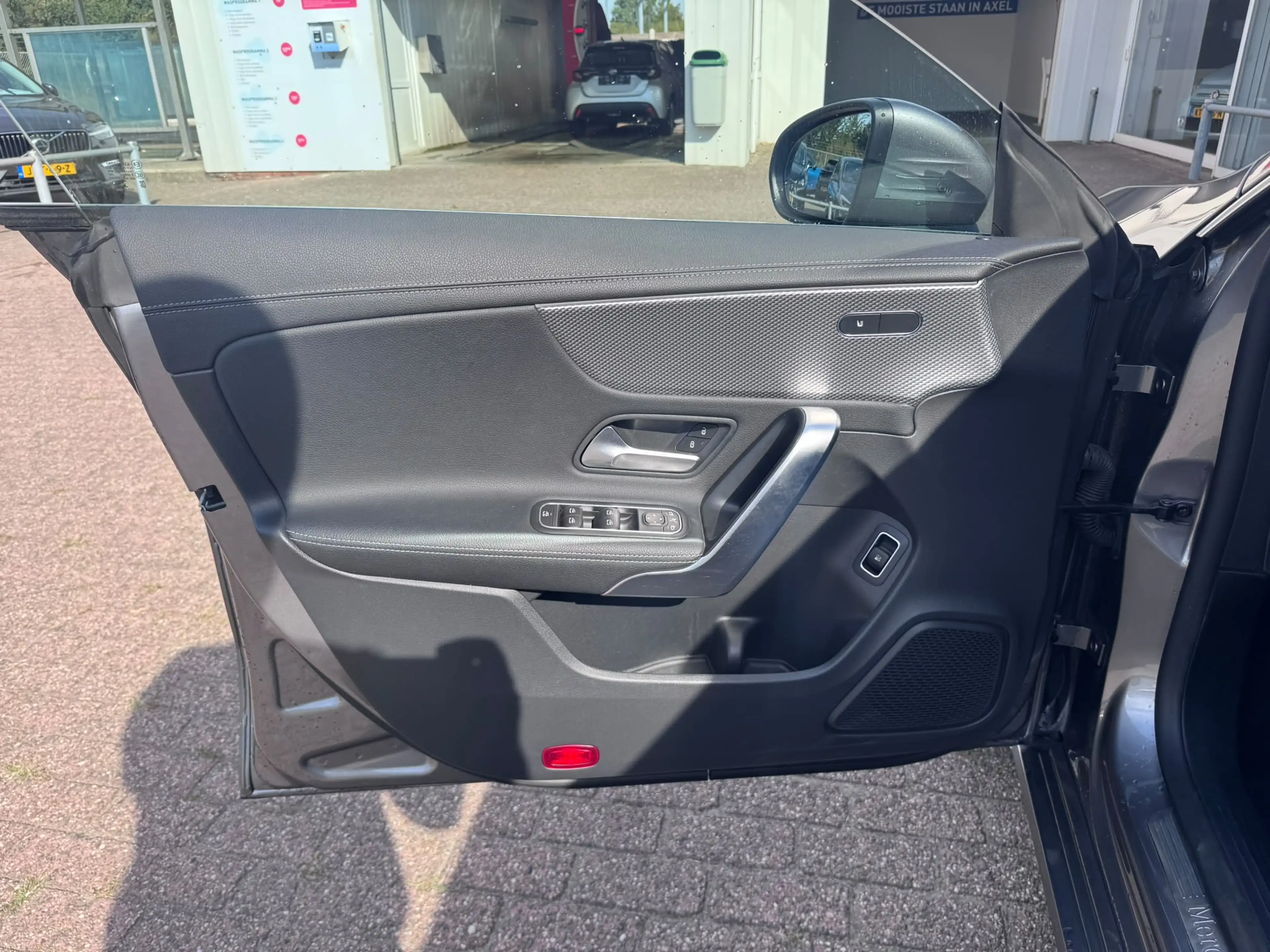Mercedes-Benz CLA 250 Shooting Brake e Business Solution Luxury Limited — photo 8