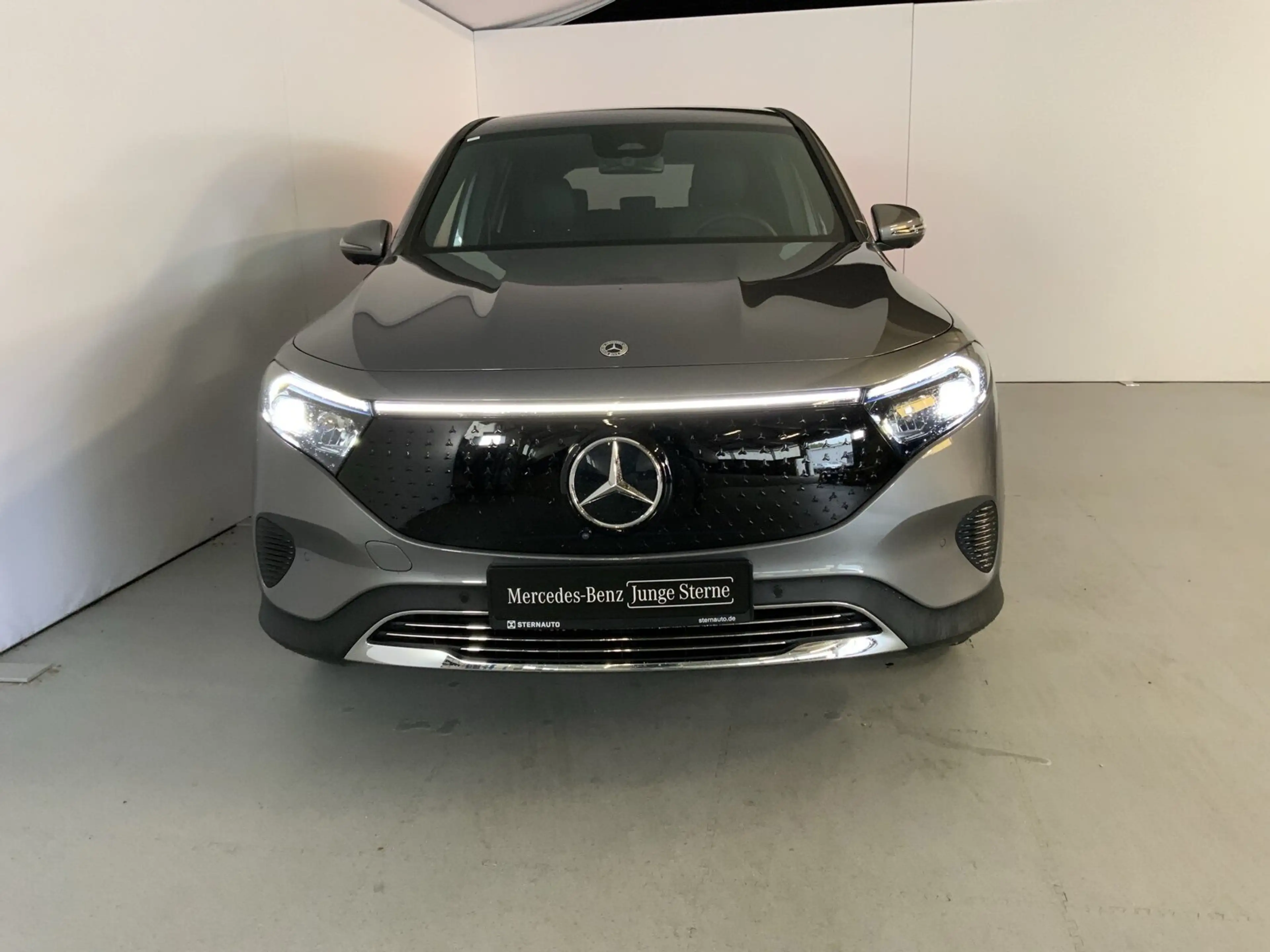 Mercedes-Benz EQB 250 EQB 250+  Progressive Navi/Distronic/Keyless-Go — photo 2