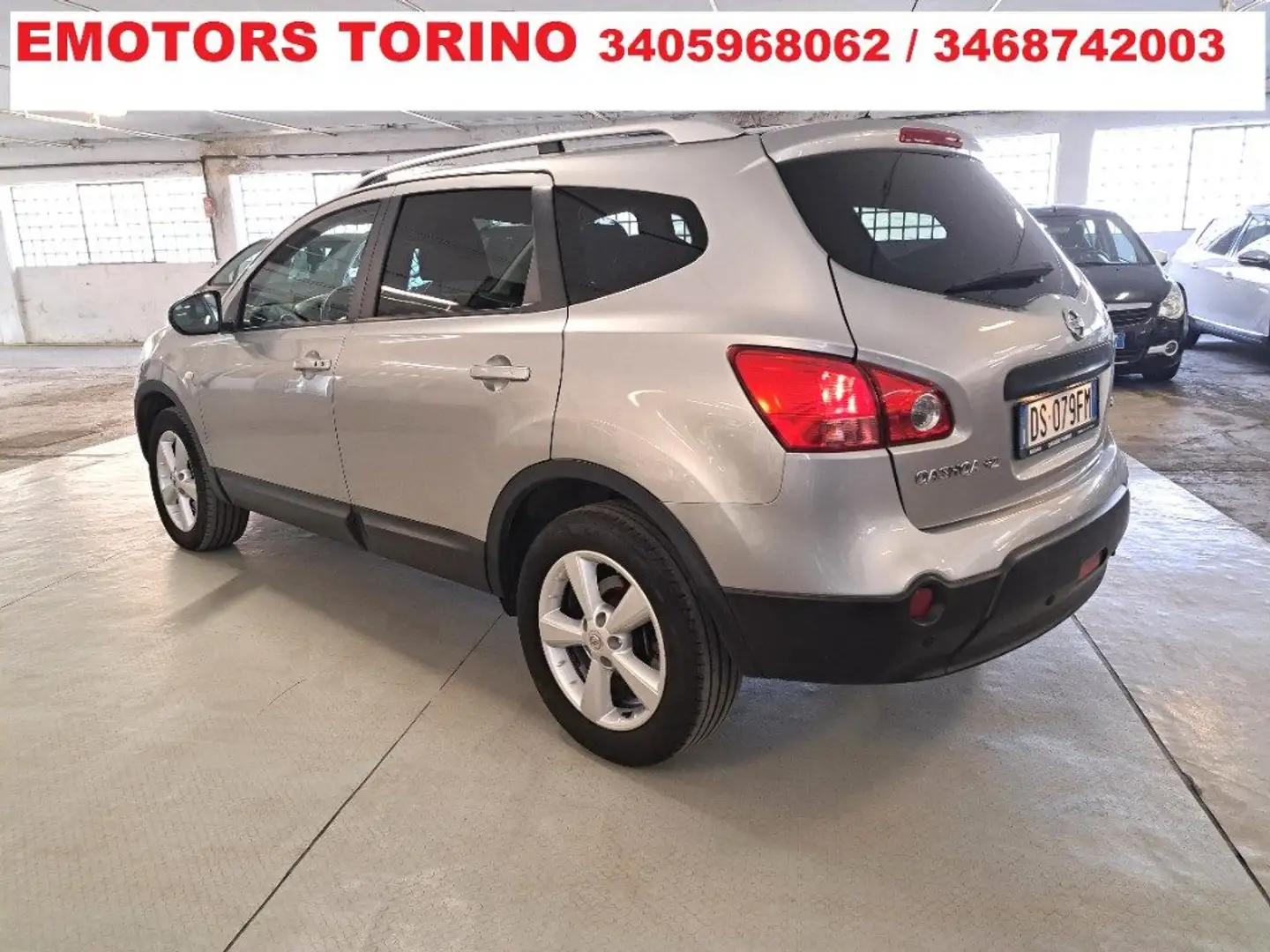 Nissan Qashqai+2 2.0 dCi DPF 4WD Tekna Plateado - 2
