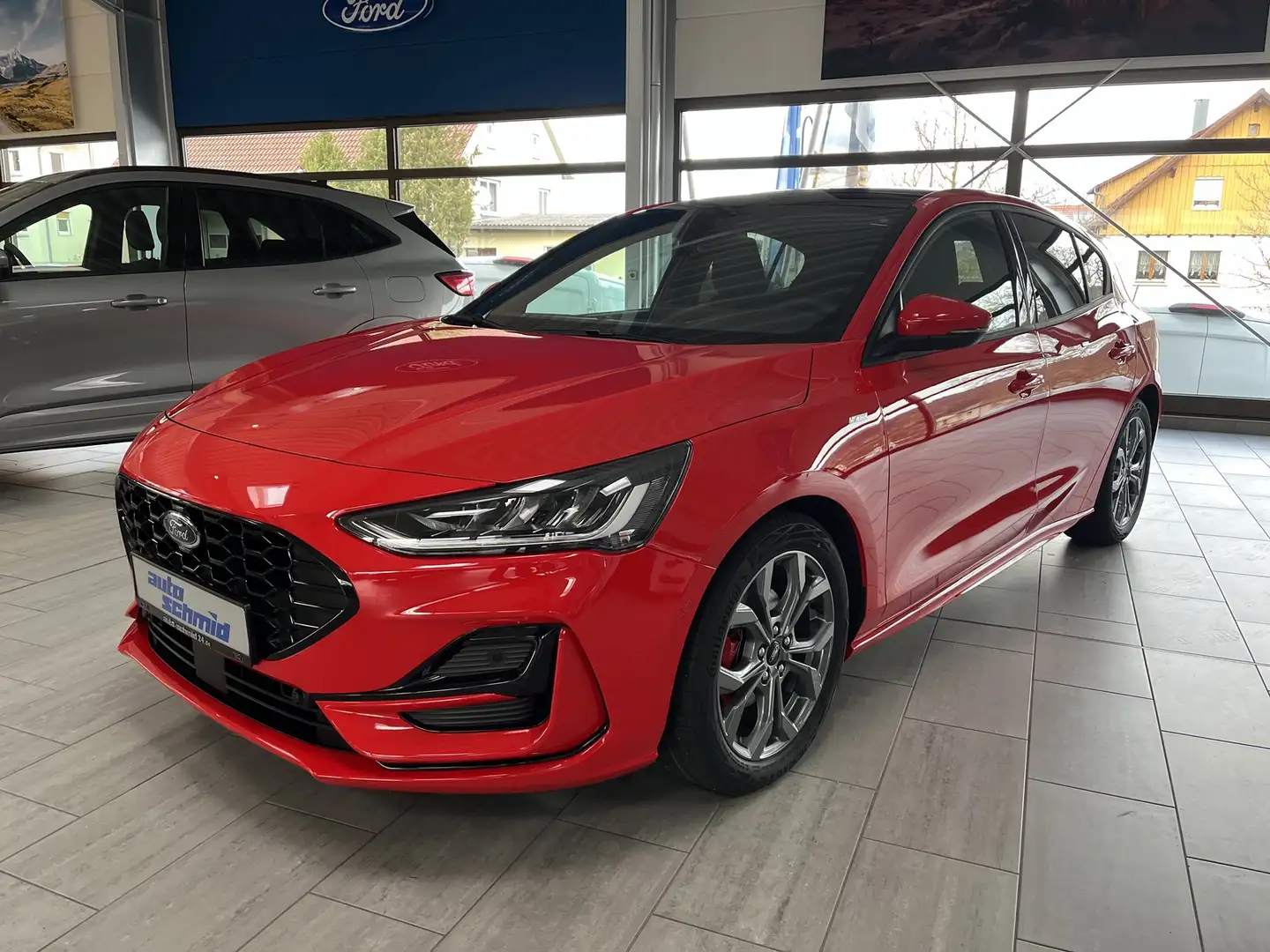 Ford Focus ST-Line + Pano + Styl.-Paket Rood - 1
