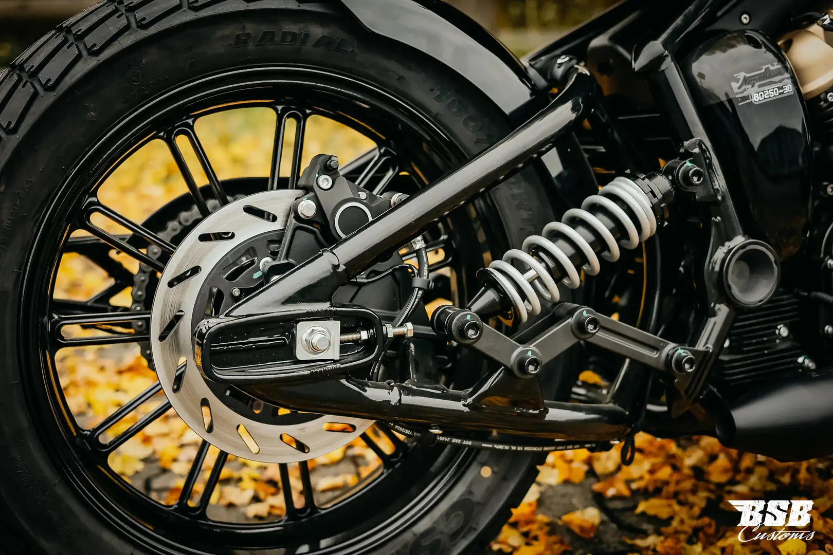 Benda Napoleonbob 250 ABS, 3 Jahre Garantie, TFT, Bobber Style ab 70,- Noir - 2