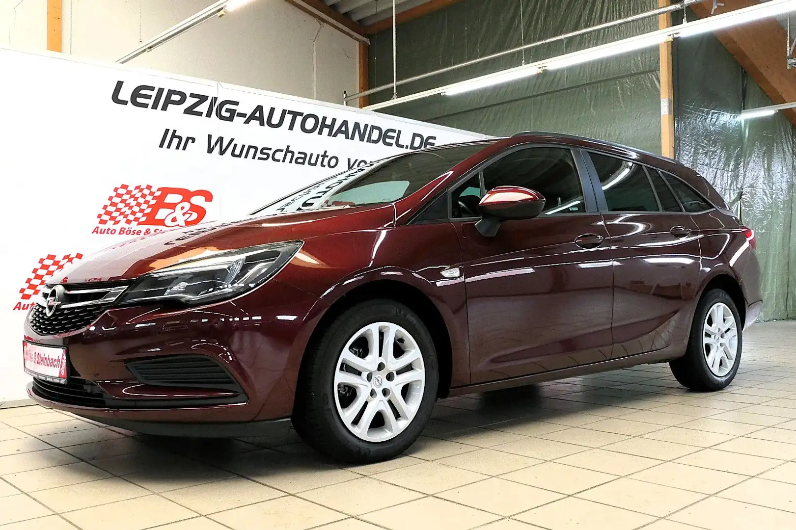 Opel Astra K Sports Tourer Edition *SHZ*PDC*KLIMA*TEL Brun - 1