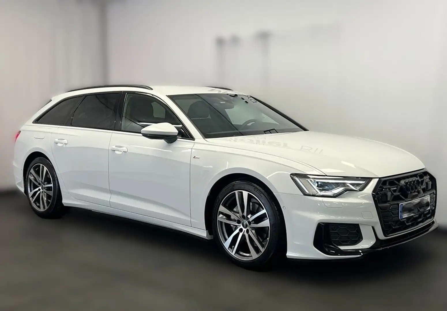 Audi A6 Avant 40 TDI quattro S line Bianco - 1