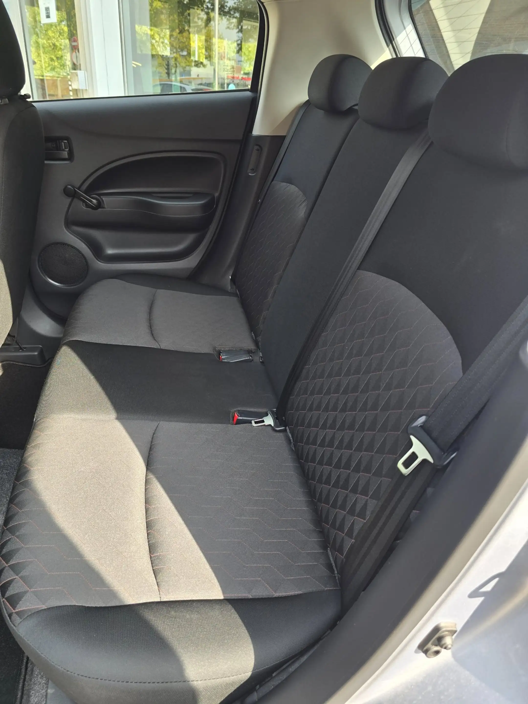Mitsubishi Space Star Mitsubishi Space Star 1.2 Cool+ 5 Drs. Airco 1e ei — photo 7