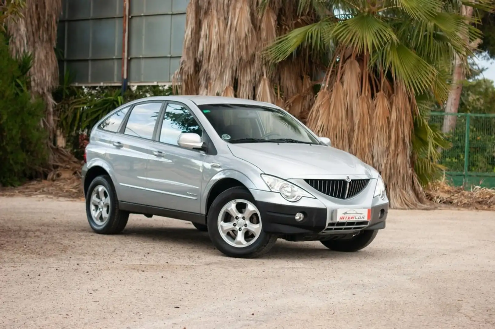 SsangYong Actyon 200Xdi 4x4 Gris - 1