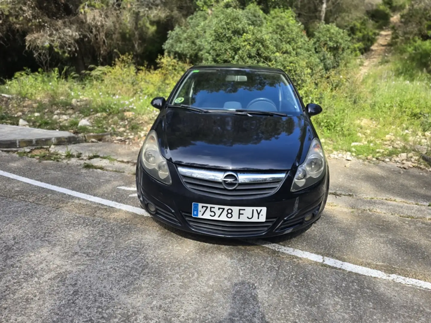 Opel Corsa 1.3CDTi Enjoy 90 Negro - 2