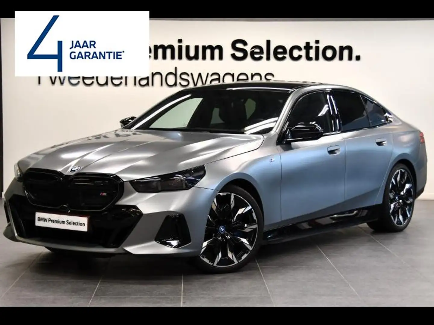BMW i5 M60 xDrive M PACK PRO TREKHAAK Grijs - 1