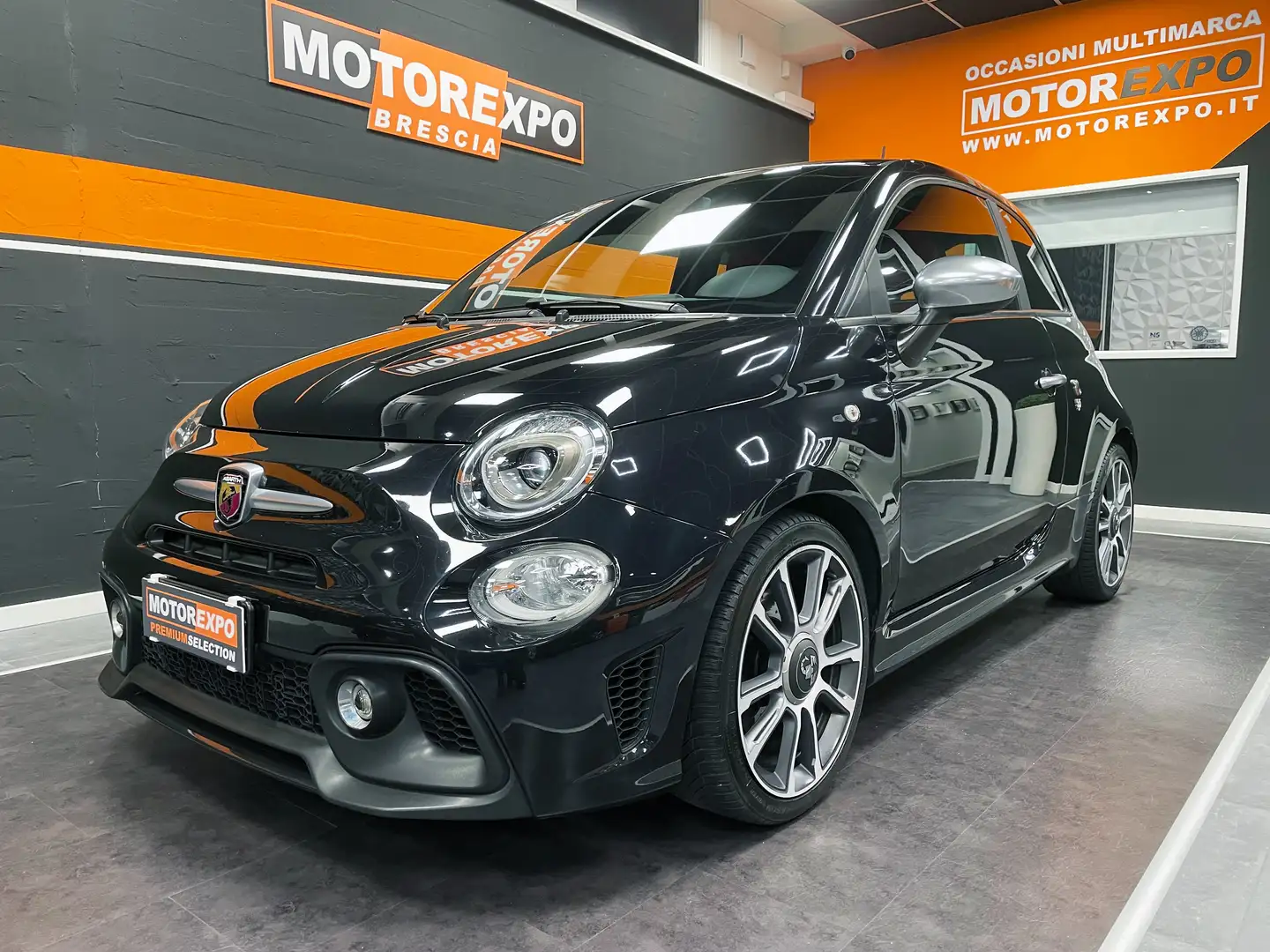 Abarth 595 1.4 t-jet Turismo 165cv My 2018 Int. Pelle Rosso crna - 1
