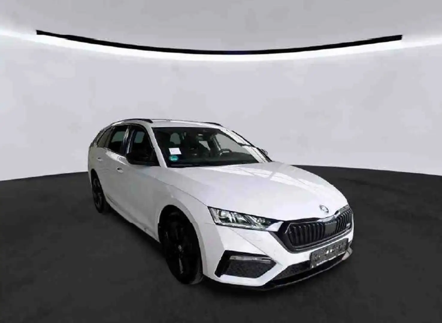 Skoda Octavia Combi RS iV 1.4 TSI DSG Columbus, AHK Weiß - 2