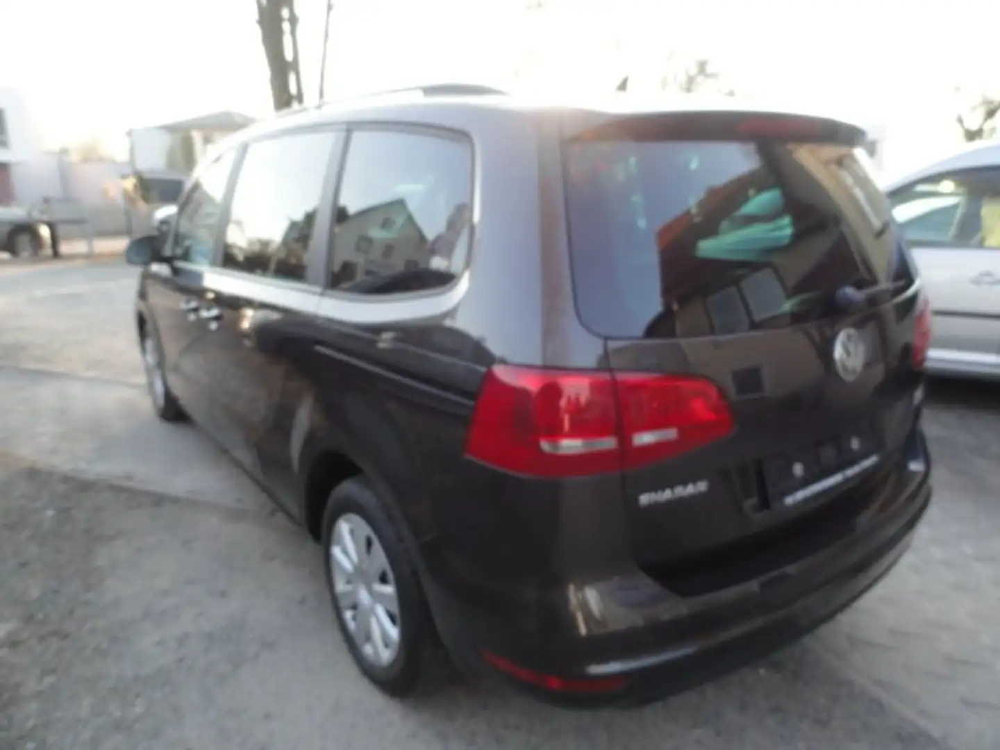 Volkswagen Sharan Trendline BMT   VERKAUFT Hnědá - 2