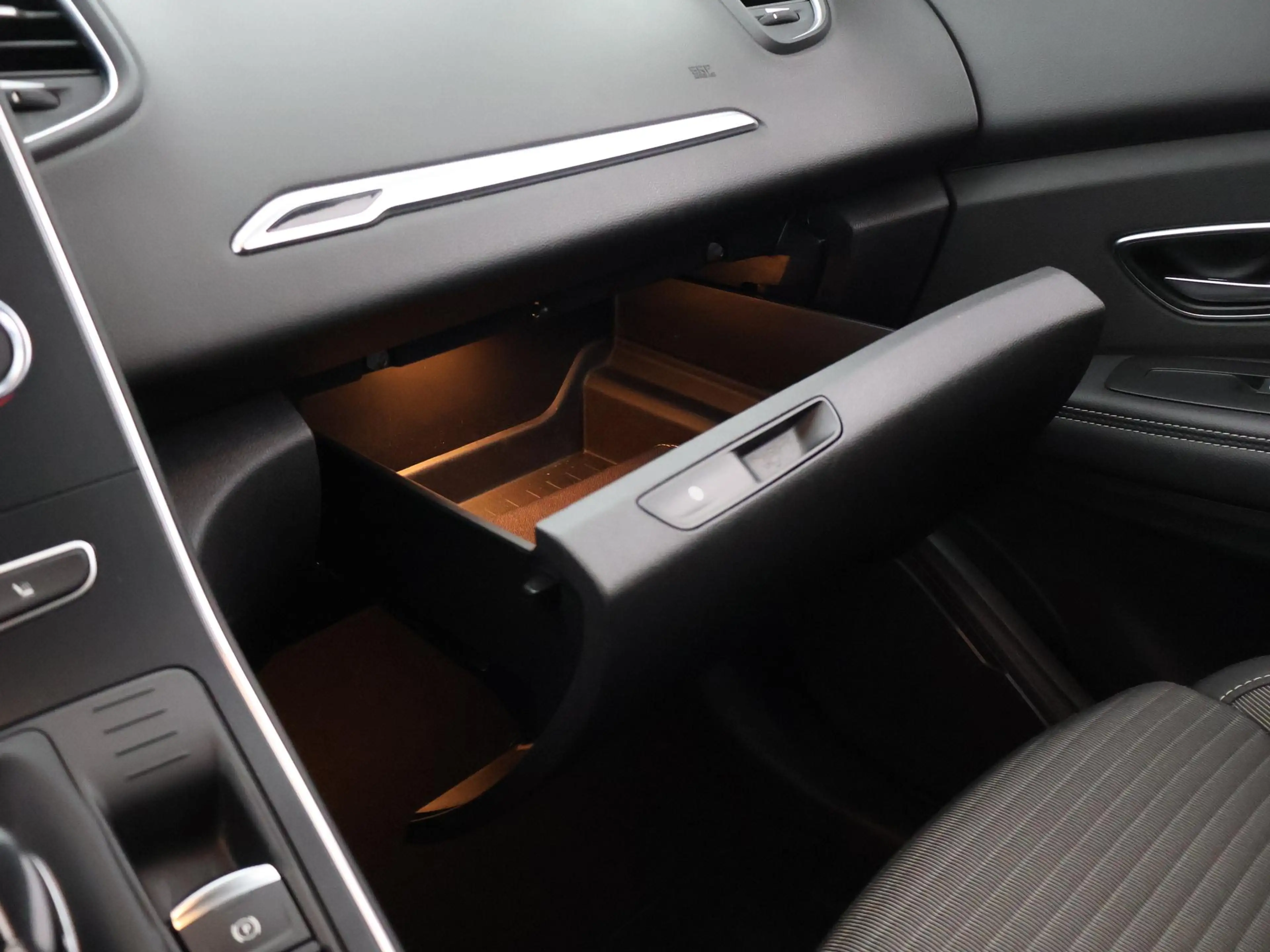Renault Grand Scenic 1.3 TCe INTENSE TWO-TONE 7 ZITS GARANTIE 6-2030* N — photo 32