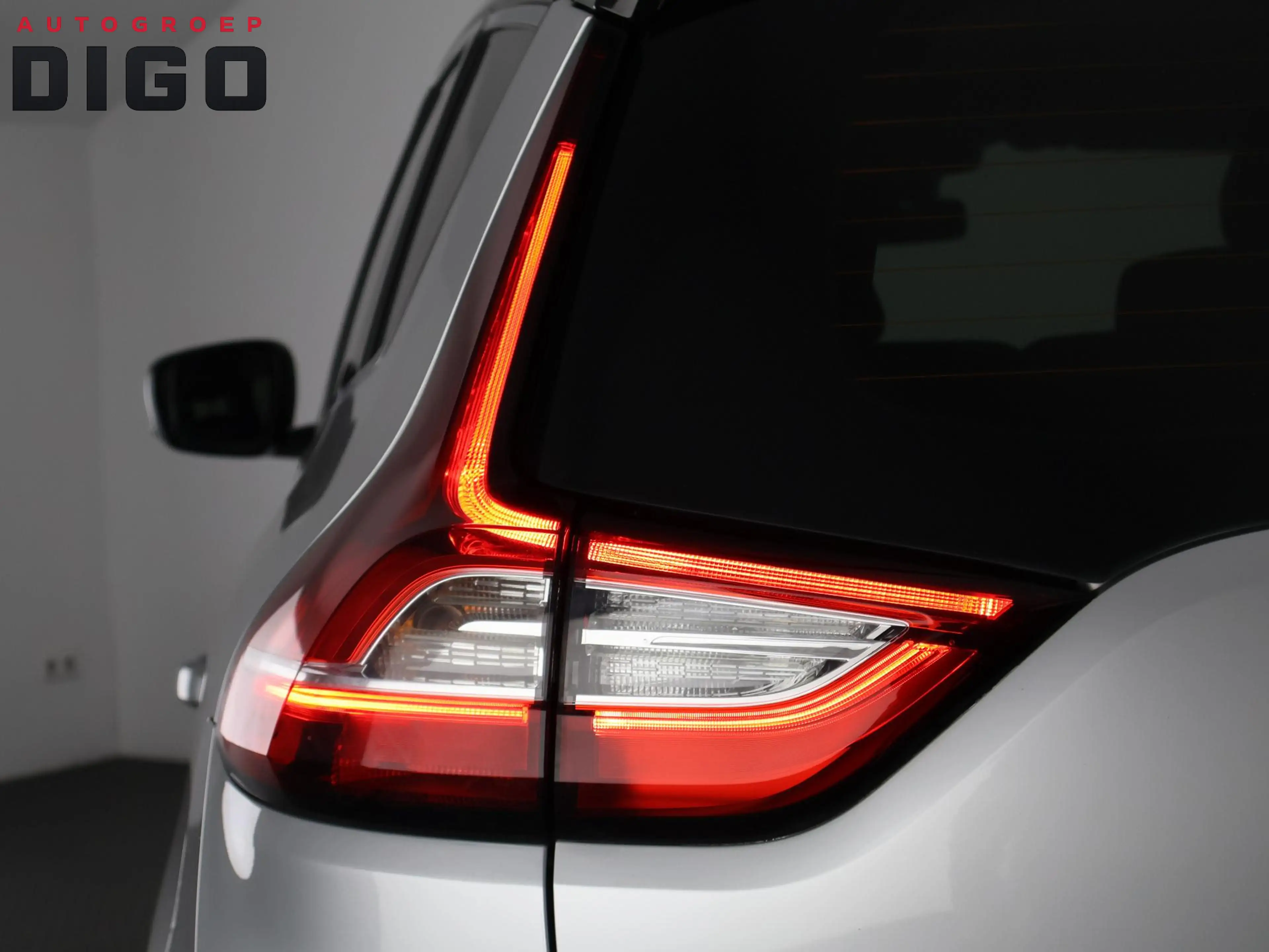 Renault Grand Scenic 1.3 TCe INTENSE TWO-TONE 7 ZITS GARANTIE 6-2030* N — photo 38