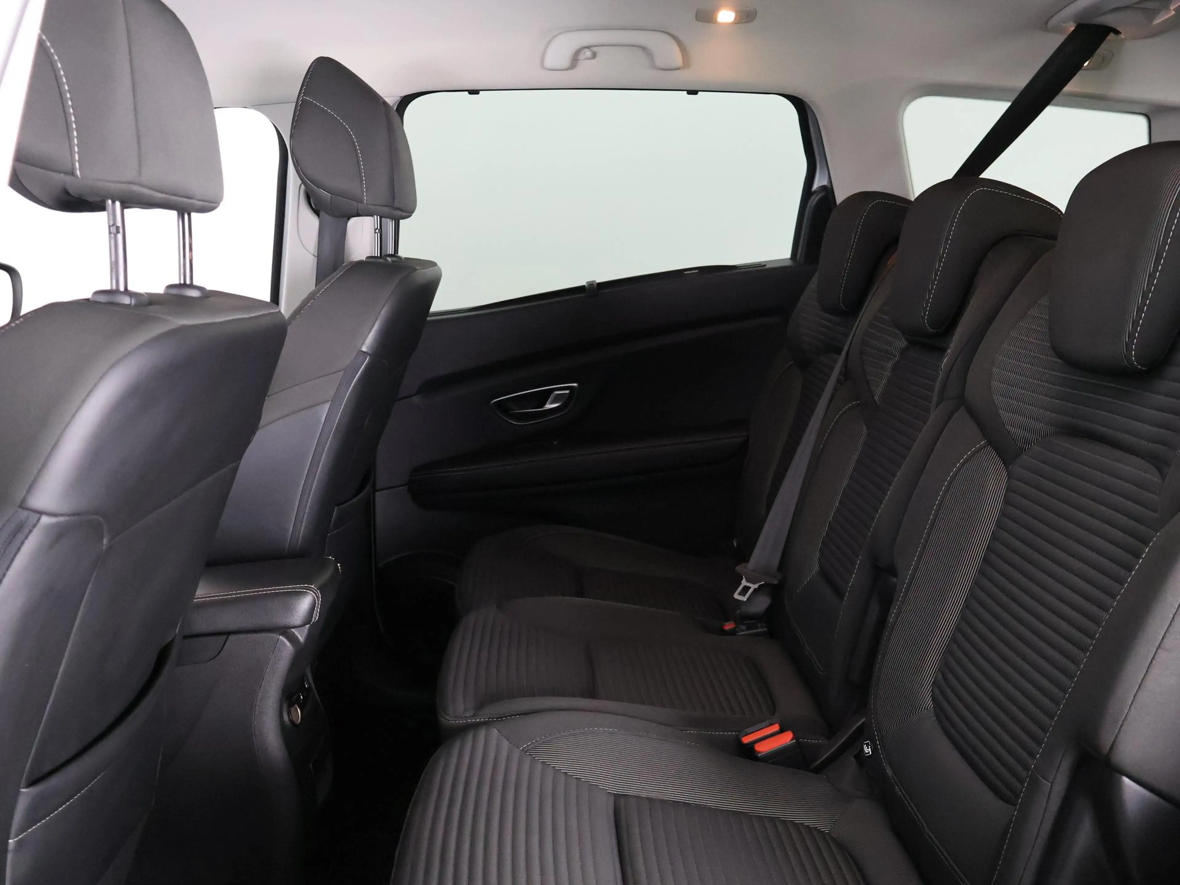 Renault Grand Scenic 1.3 TCe INTENSE TWO-TONE 7 ZITS GARANTIE 6-2030* N — photo 42