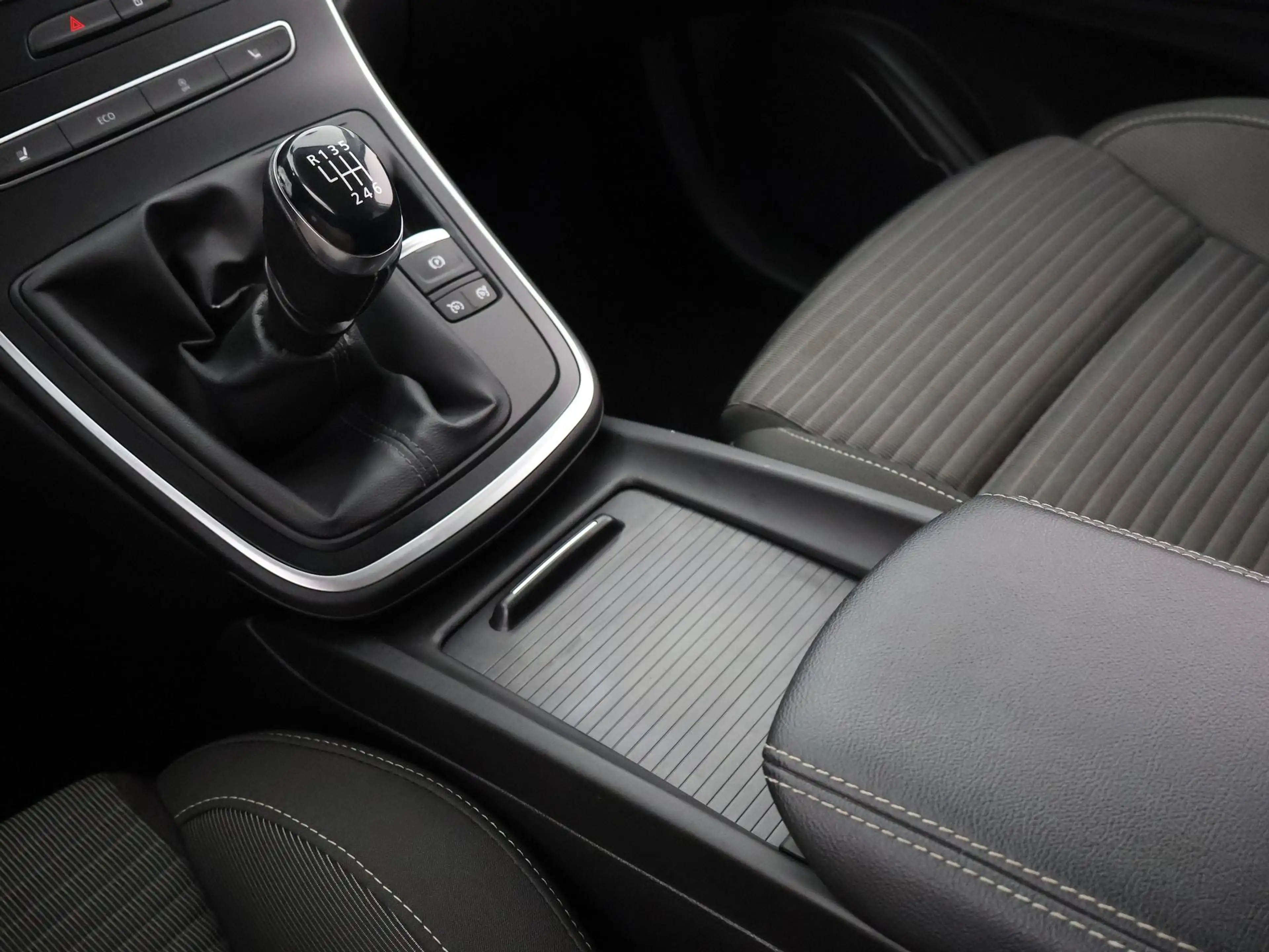 Renault Grand Scenic 1.3 TCe INTENSE TWO-TONE 7 ZITS GARANTIE 6-2030* N — photo 20