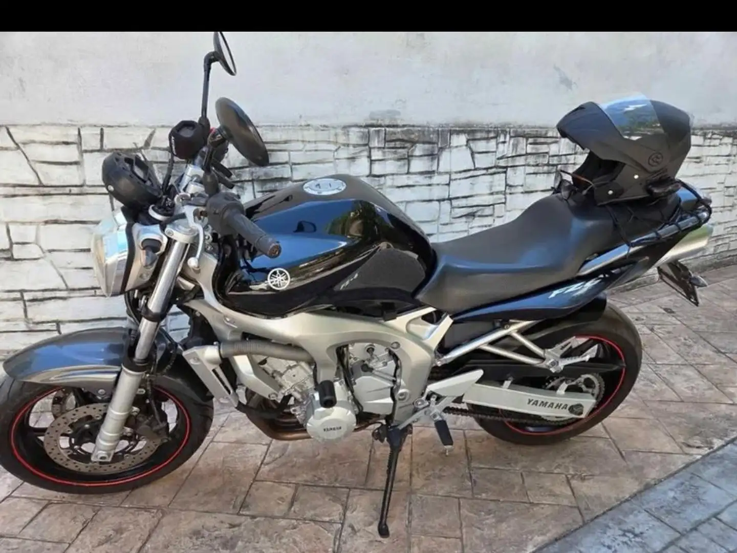Yamaha FZ 6 1 Schwarz - 1