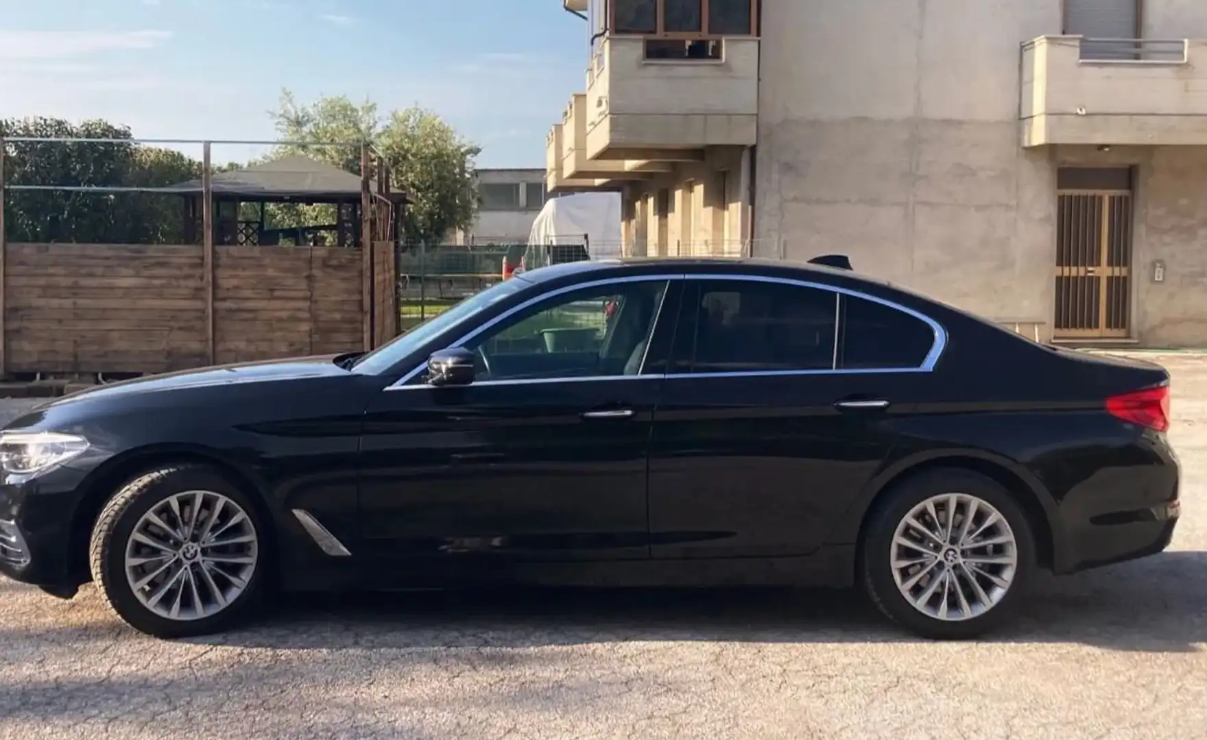 BMW 520 BMW 520D LuxuryLine Nero - 1