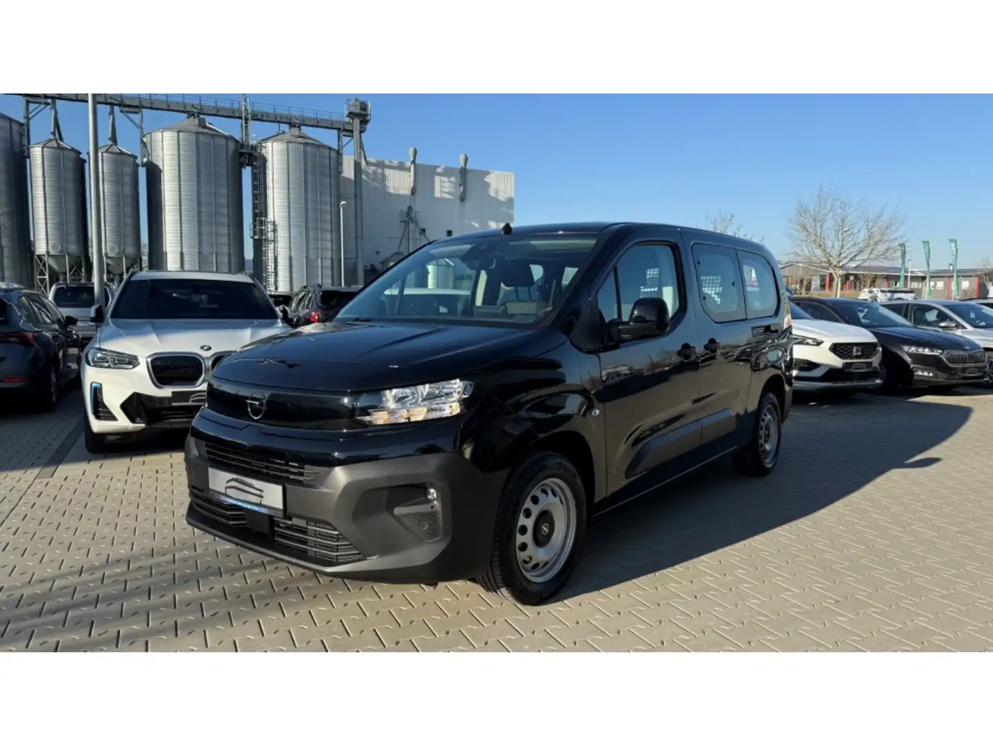 Opel Combo E Cargo DoKa Multimedia NaviPro PDC vo+hi Černá - 1