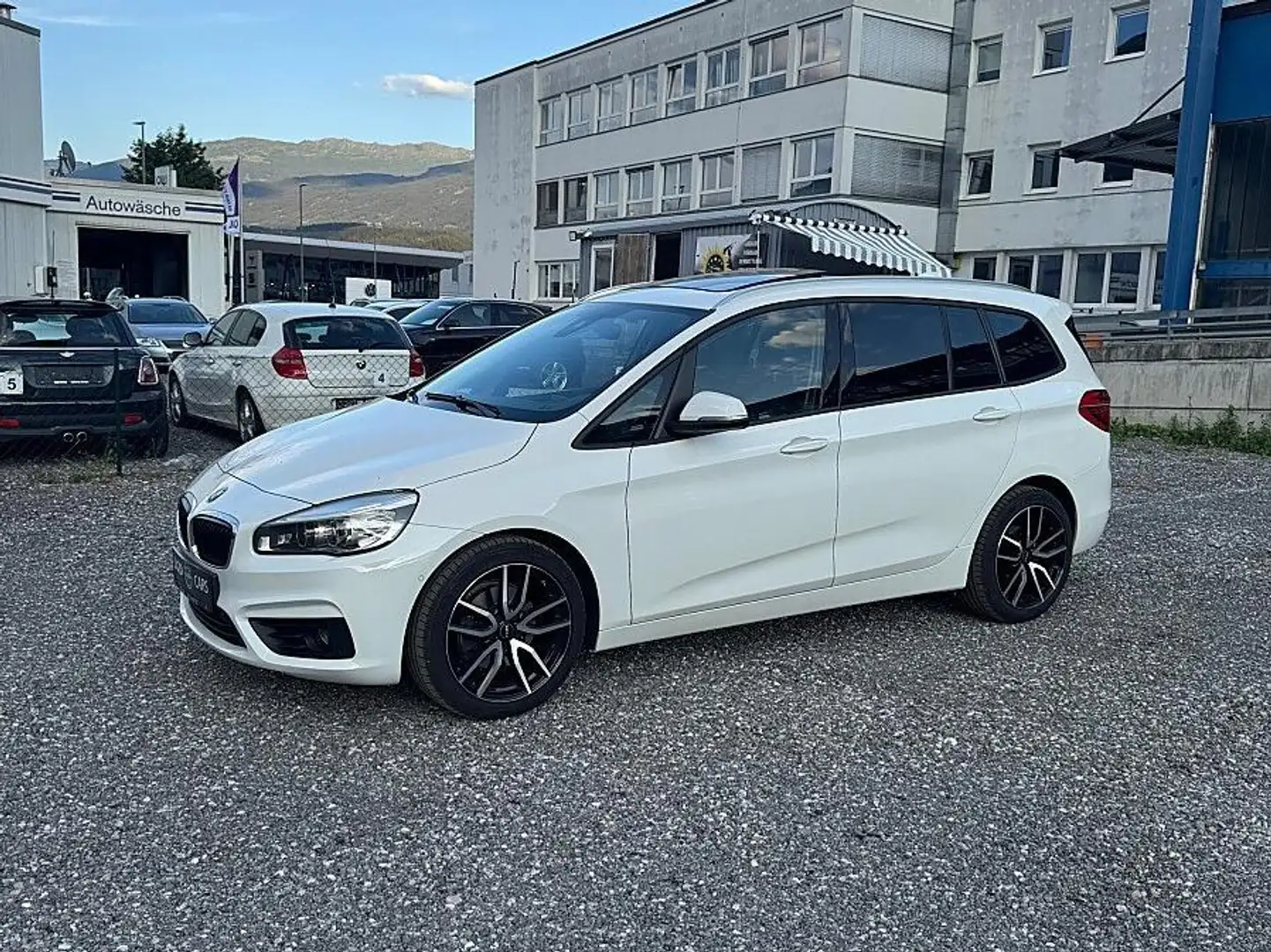BMW 218 218 d xDrive Advantage Weiß - 1