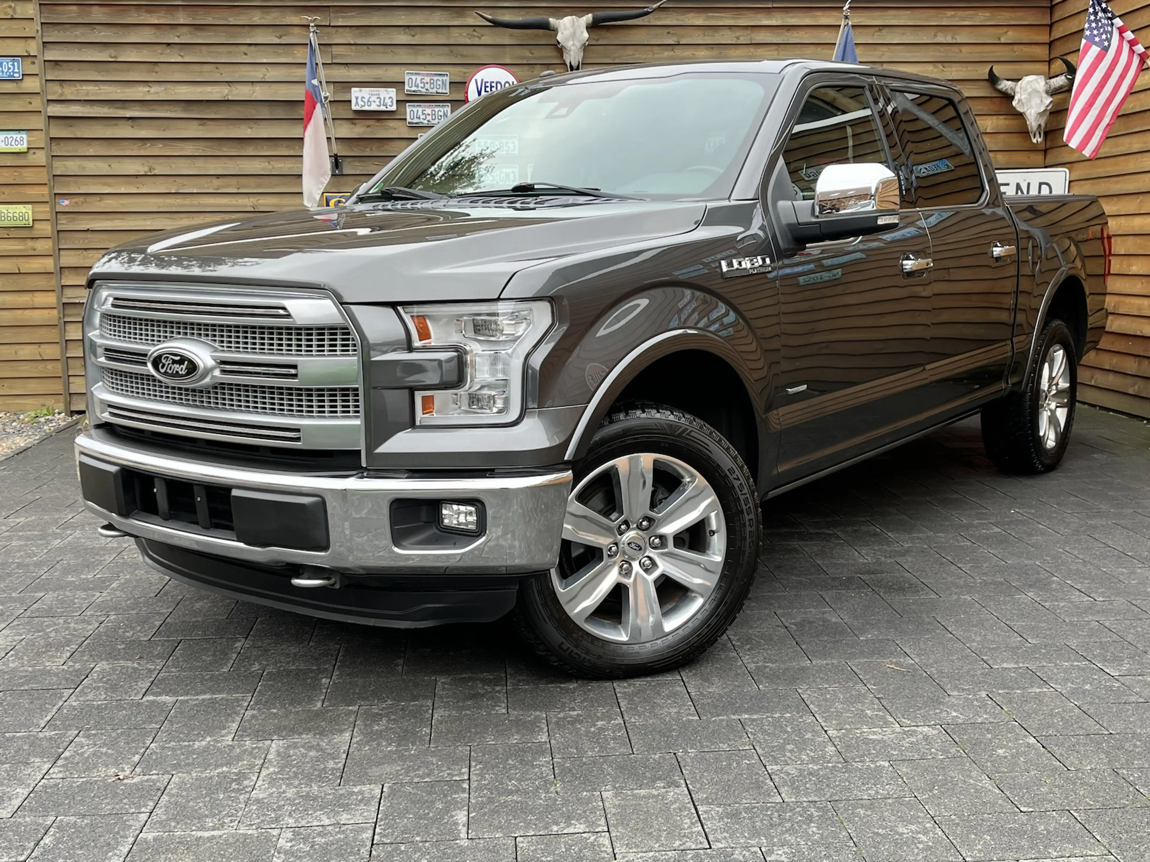 Ford F 150 Platinum 3.5 EcoB. 4x4 AHK Pano Leder Navi — photo 6