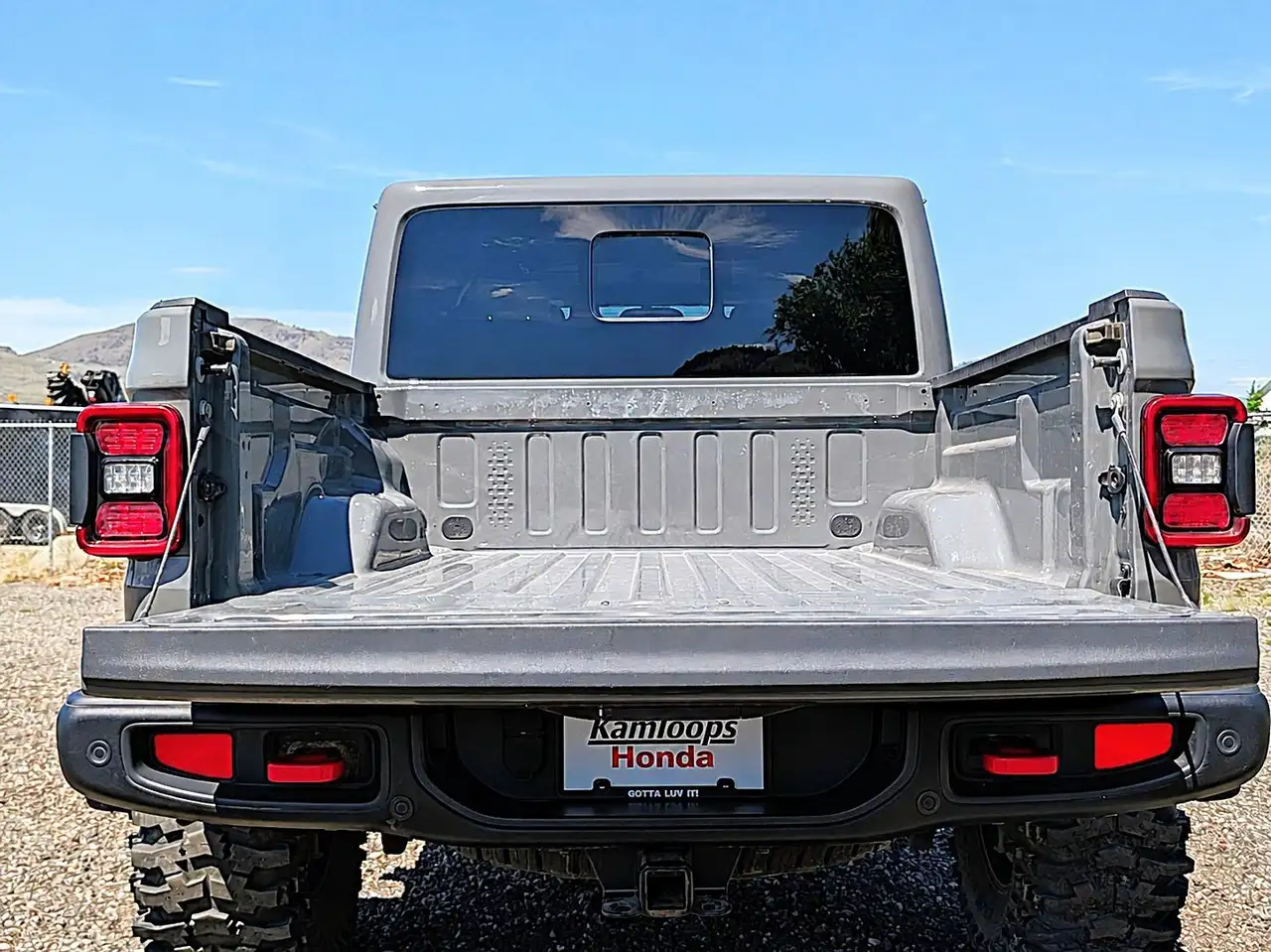 Jeep Gladiator снимка Jeep Gladiator