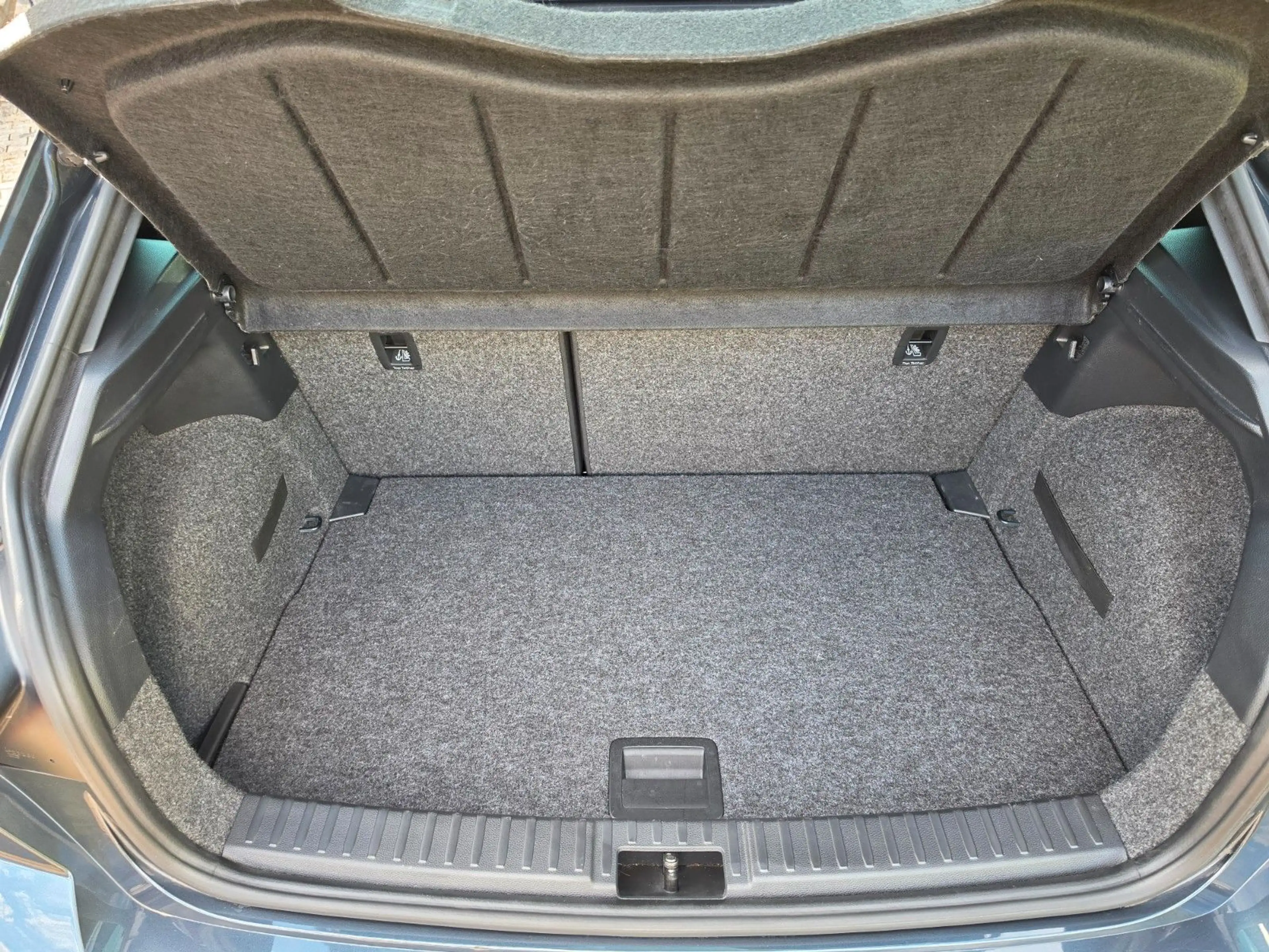 SEAT Ibiza 1.0 TSI FR Line LED ACC Kamera Beats Apple — photo 13