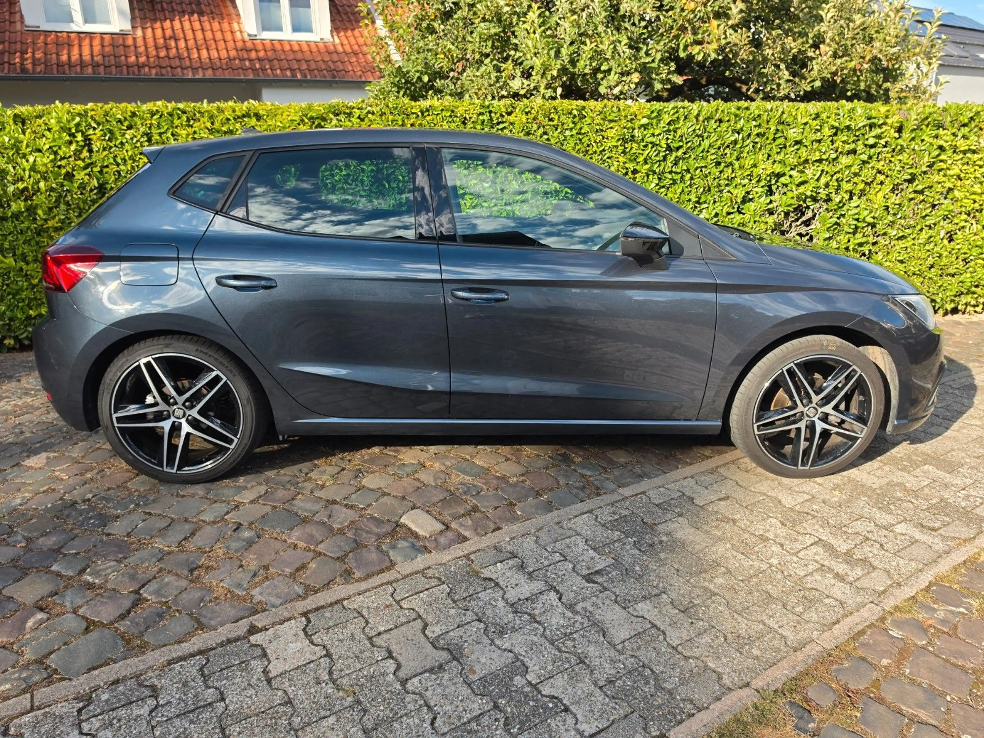 SEAT Ibiza 1.0 TSI FR Line LED ACC Kamera Beats Apple — photo 5