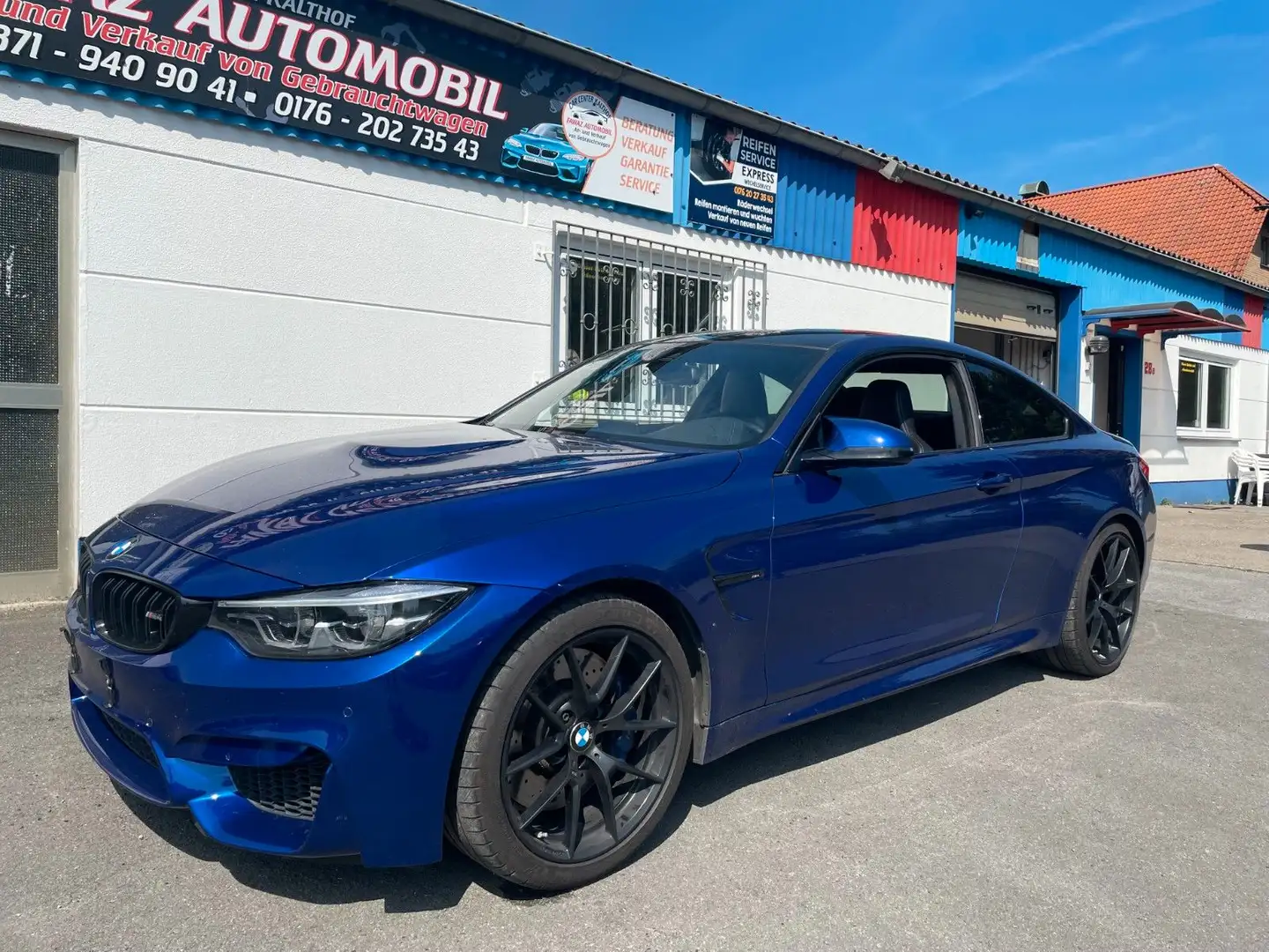 BMW M4 Competition Coupe *2 Hand Blauw - 1