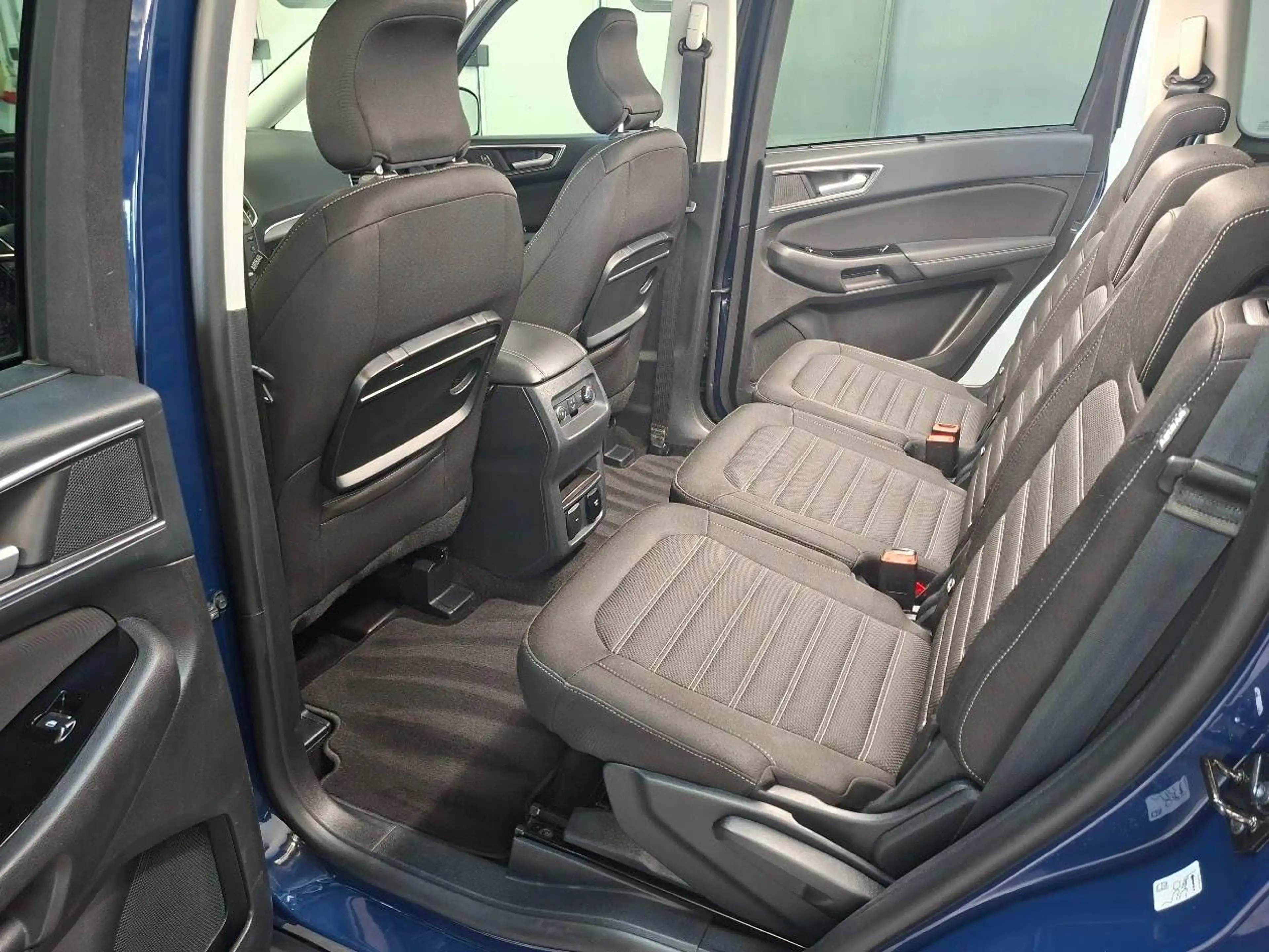 Ford Galaxy 2.0 EcoBlue Aut. Titanium, AHK, 7 Sitze, ACC, LED, Panorama — photo 10