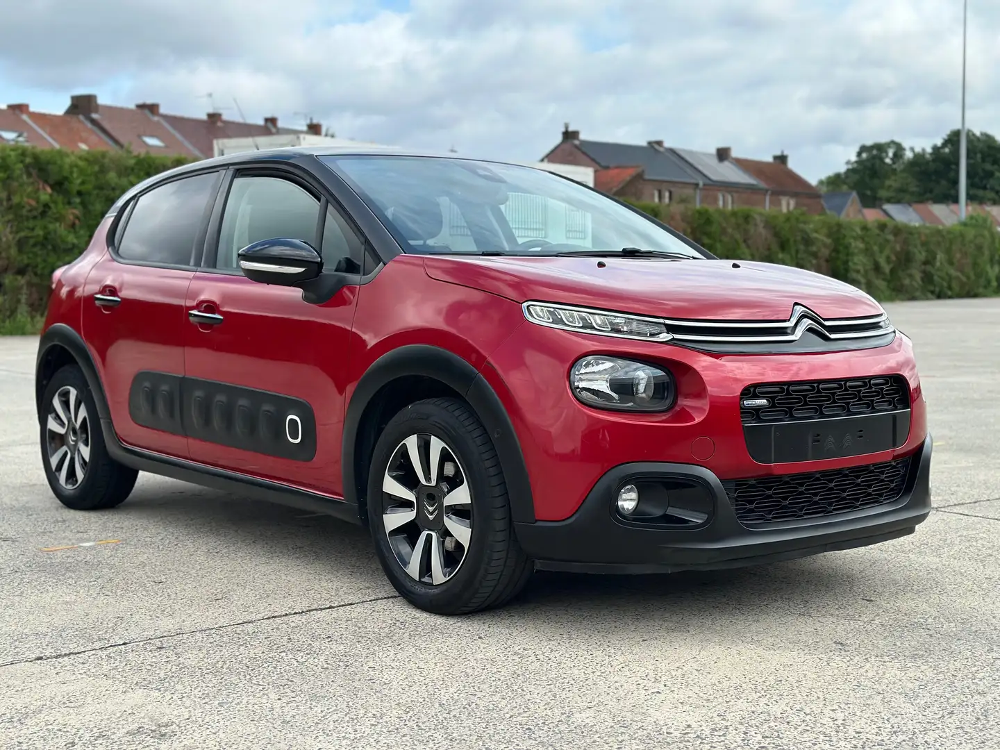 Citroen C3 C3 1.2i AirBump NAVI PRO / CARPLAY / CAM Rouge - 2