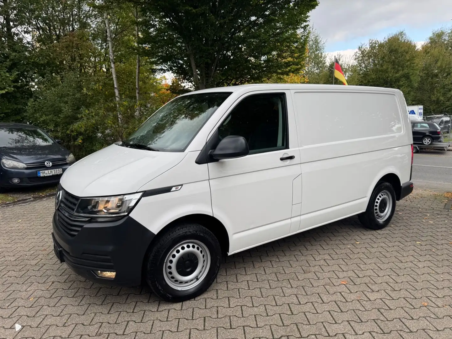 Volkswagen T6.1 TDI Comfort *KLIMA *3,20 t *3 Sitze *1.Hand Blanc - 1