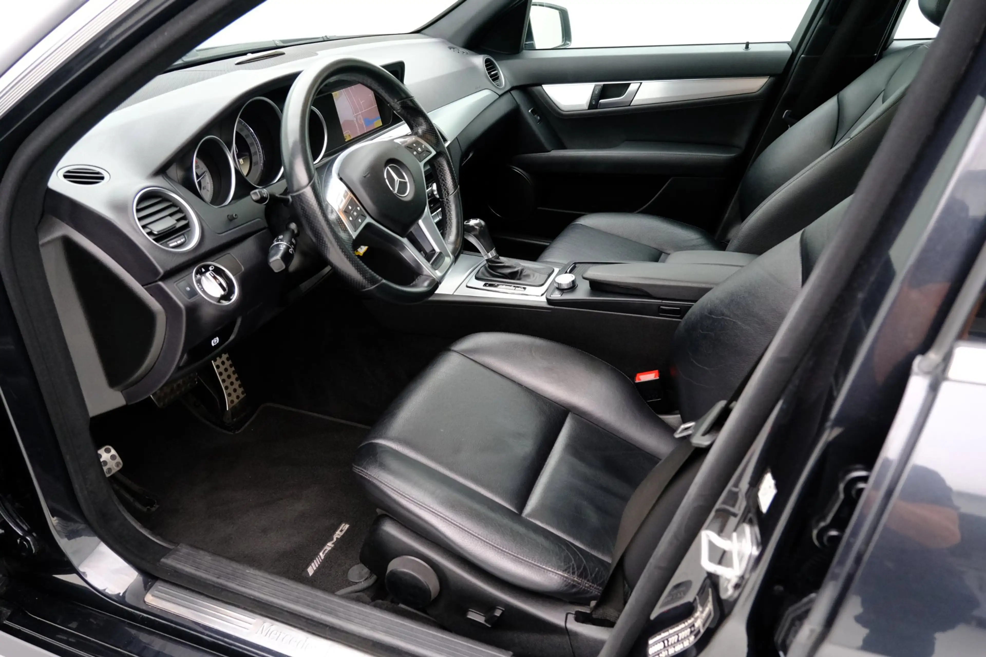 Mercedes-Benz C 180 Avantgarde AMG-Line Aut. Leer|Clima|Zonnedak|Xenon — photo 2