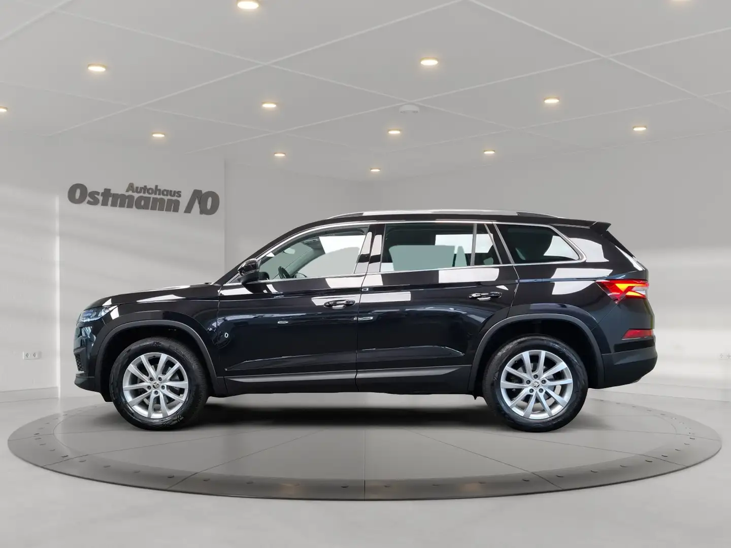 Skoda Kodiaq 1.5 TSI ACT Style Matrix ACC AHK LM Navi Schwarz - 2