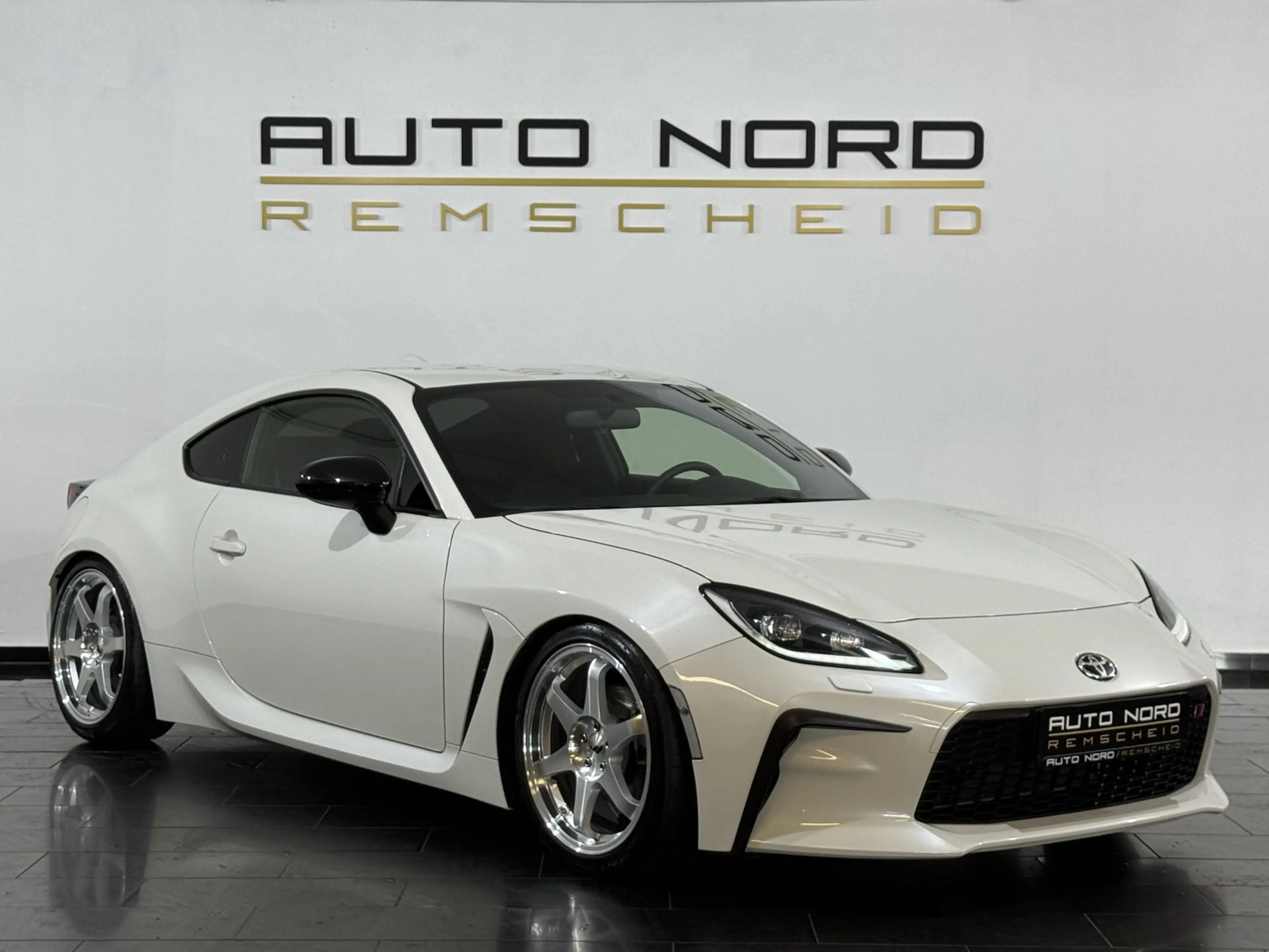 Toyota GR86 Pure *Gewinde*Milltek*JapanRacing*Kamera* — photo 3