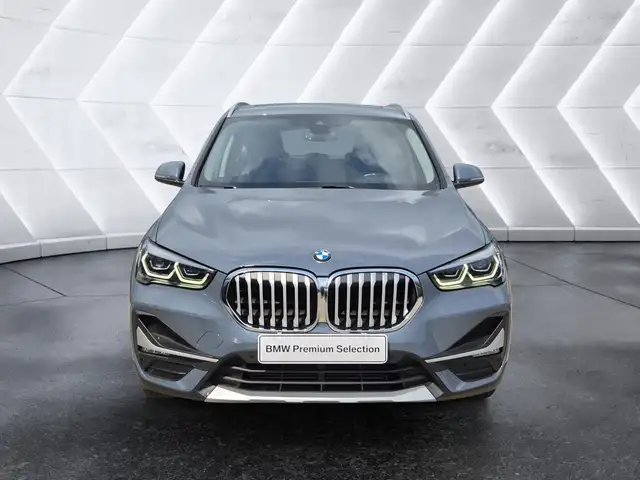BMW X1 view 2