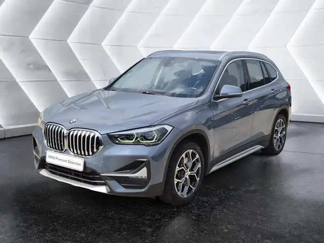 BMW X1 main image