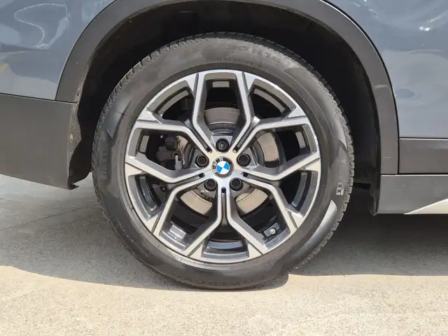 BMW X1 view 13