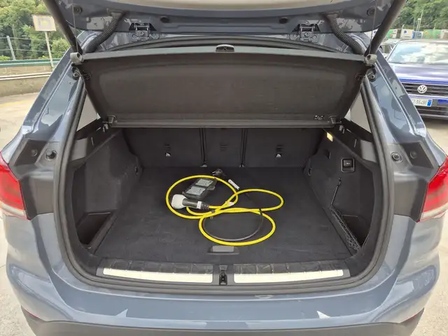 BMW X1 view 12