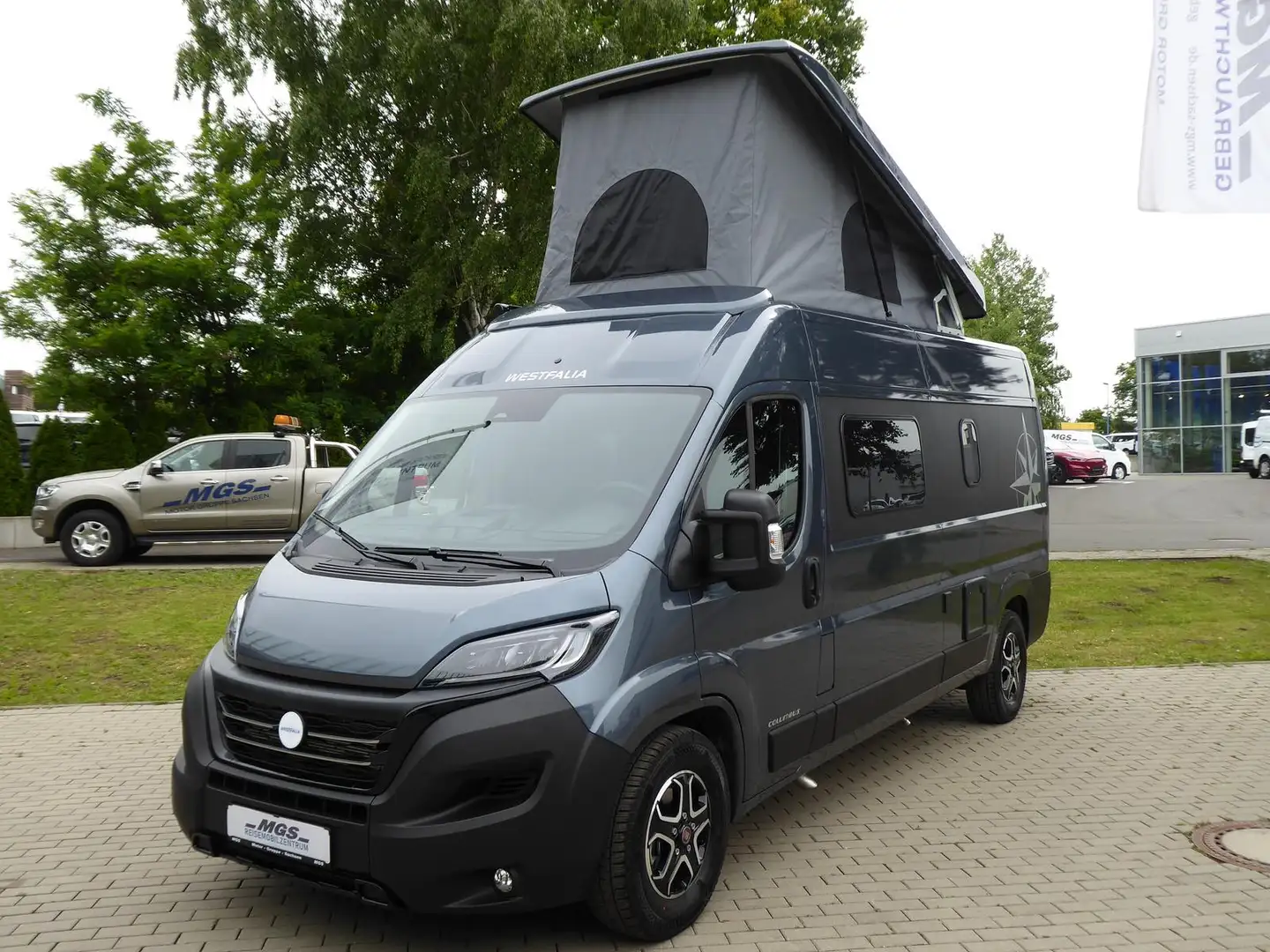 Westfalia Columbus 600D MY24 #AUFSTELLDACH #WINTER #MARKISE Grau - 1