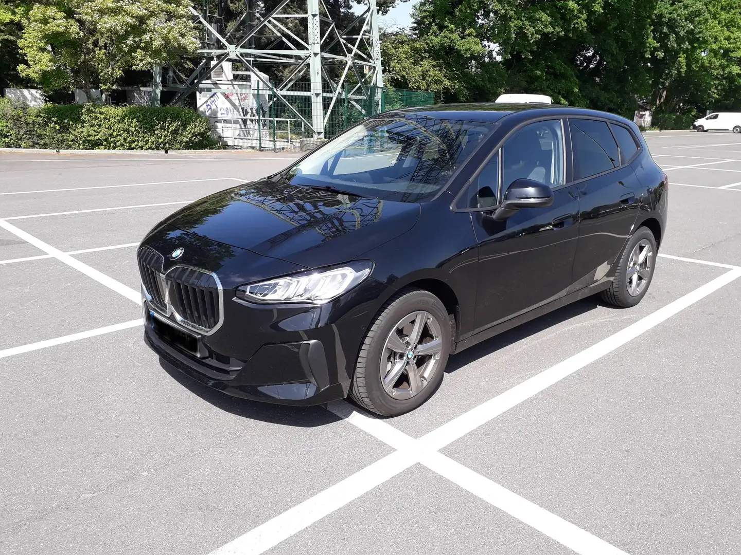BMW 220 220i Active Tourer Aut. Schwarz - 1