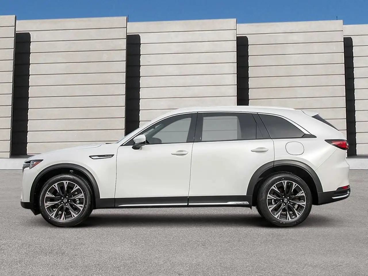 Mazda CX-90 PHEV снимка Mazda CX-90 PHEV