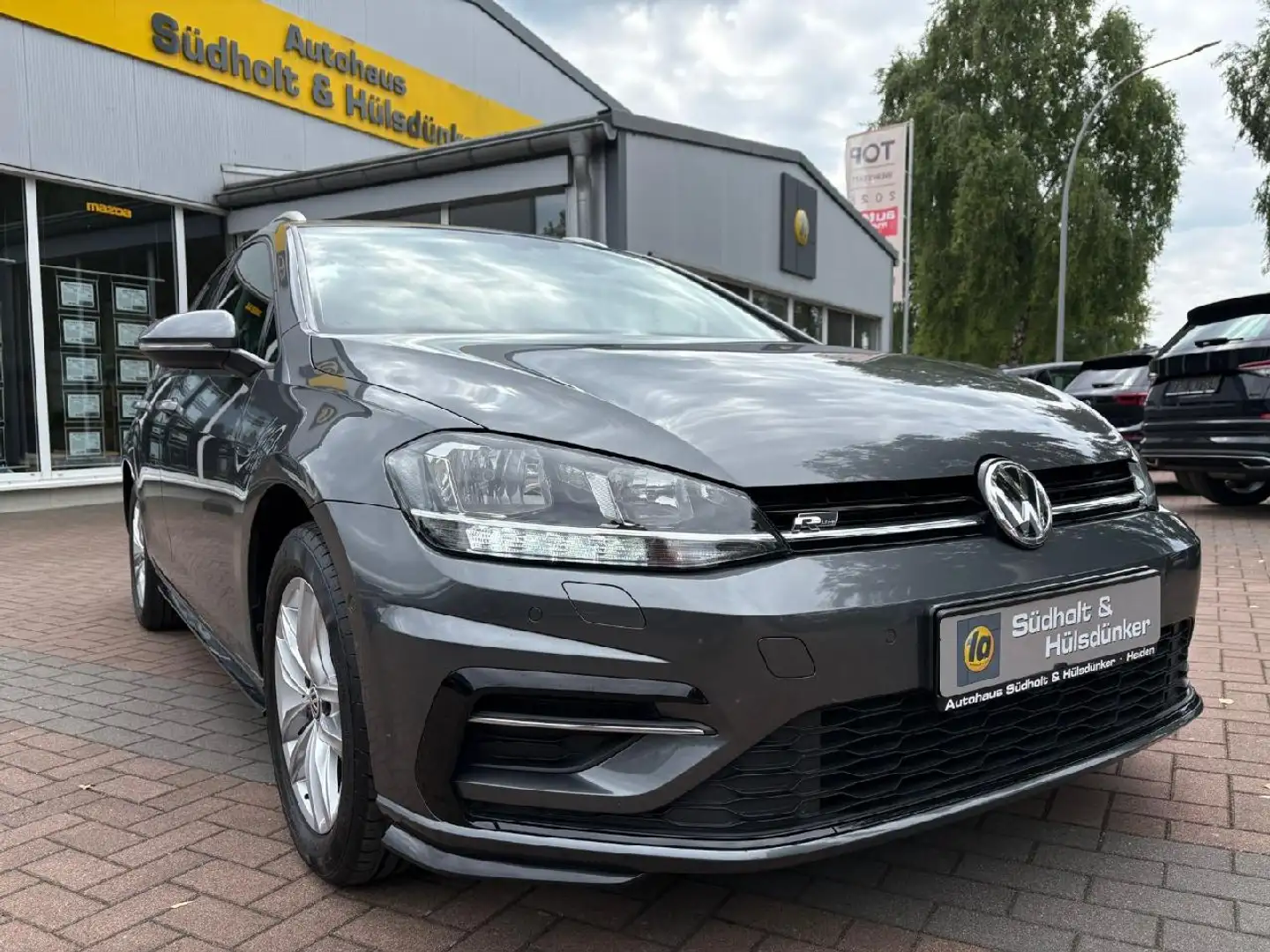 Volkswagen Golf Variant R-Line Exterieur | AHK | ACC | Kamera | SHZ Gris - 1