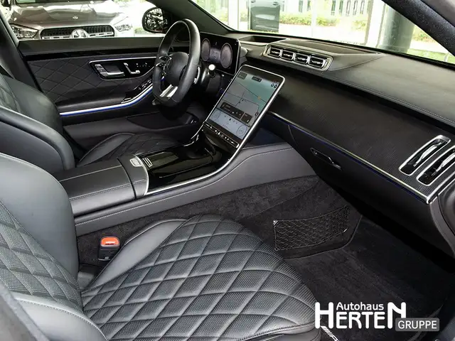 Mercedes-Benz S-Class view 6