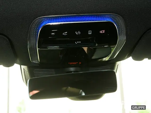 Mercedes-Benz S-Class view 11