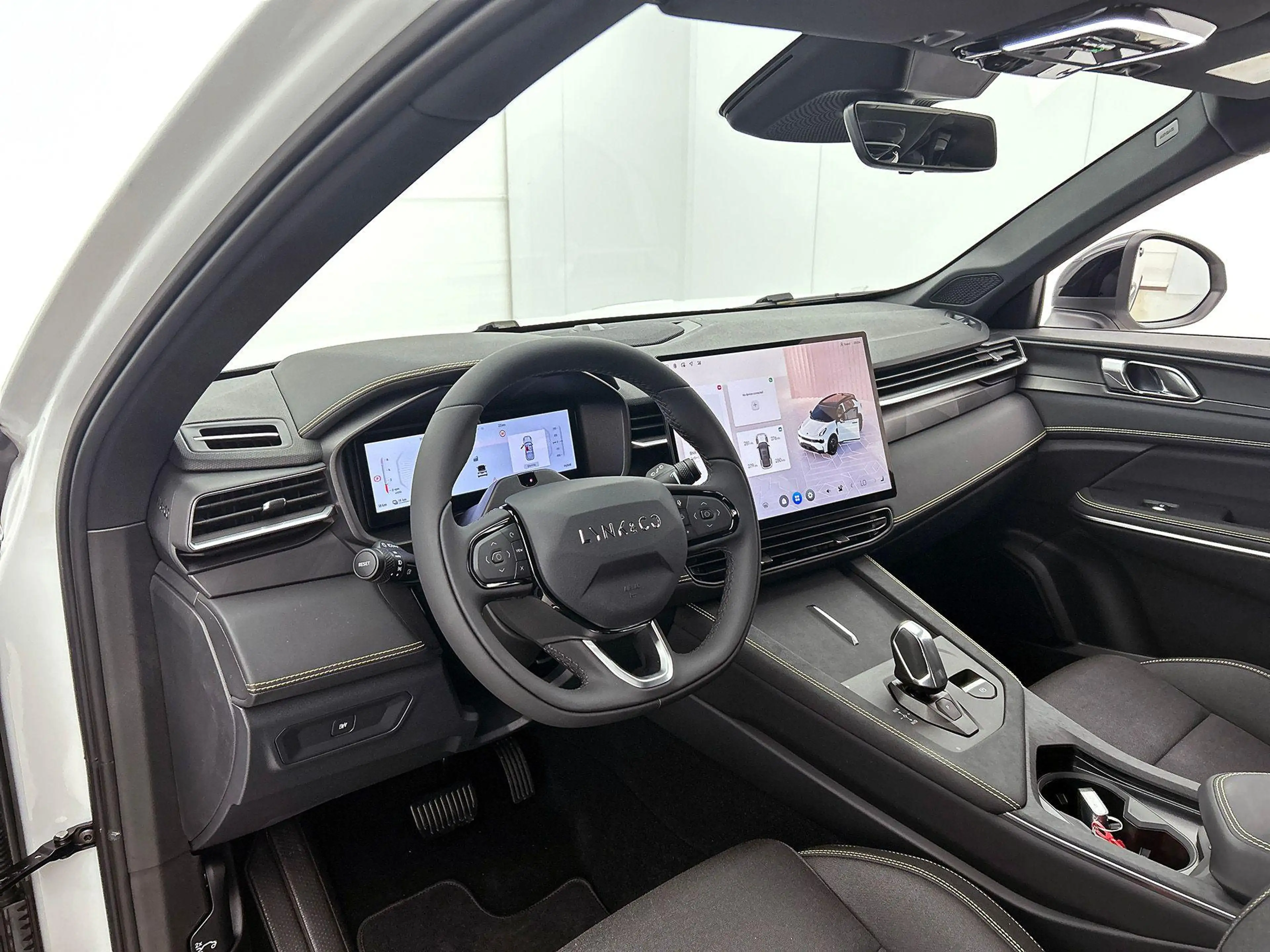 Lynk & Co 01 1.5 Core |beschikbaar per 1/12/26 |climate control — photo 12